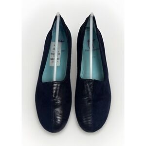 Thierry Rabotin Garland Navy Blue Suede Handcrafted Slip On Womens Size 5.5